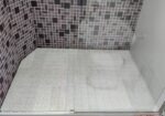 Estrado piso plástico flexível modular antiderrapante 24x24cm cor branco - Imagem 5