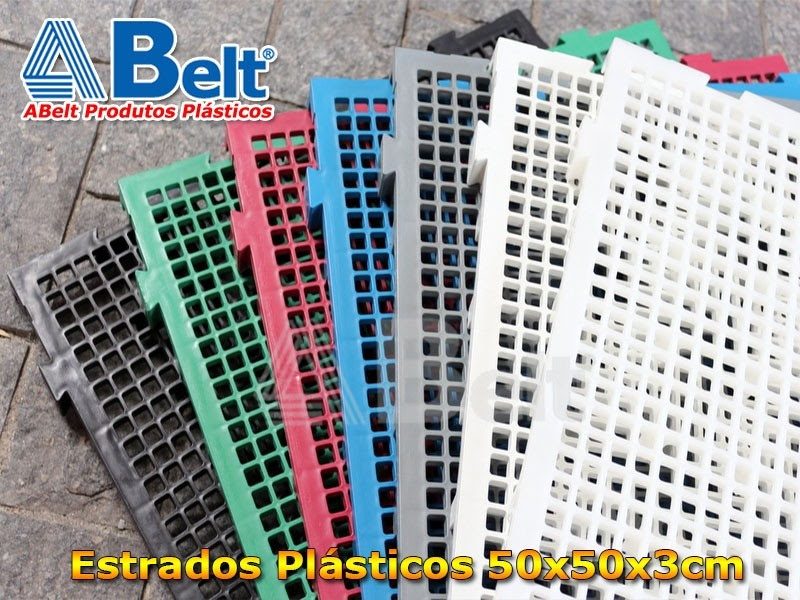 fabrica-de-estrados-e-pisos-plasticos-50x50x3cm-cor-preto-verde-vermelho-azul-cinza-branco-natural